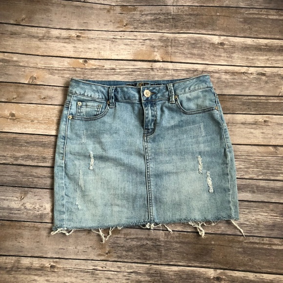 Demin skirt - Picture 1 of 2